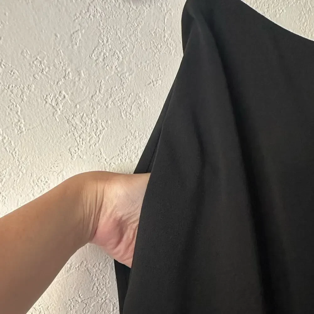 The Row Mara Stretch Crepe Skirt Black size US 2 Viscose blend Pockets Authentic